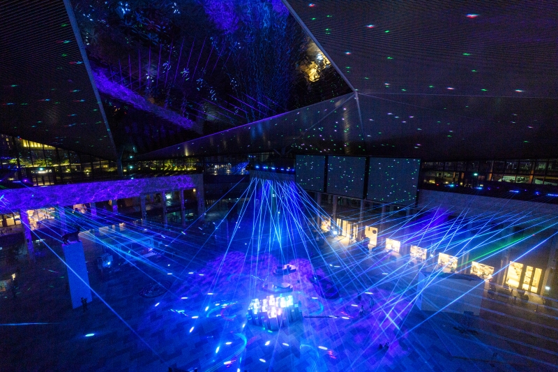 Transmitting wave signals into the cosmos laser work, October 2023 at PARADISE ART LAB FESTIVAL in Korea. Courtesy of Jeho Yun