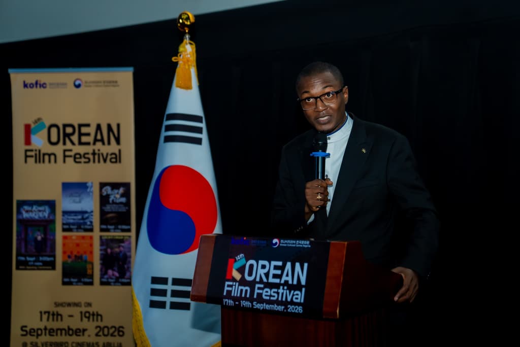 Kaduna Film Festival Director Israel Kashim Audu on Sept. 17 delivers opening remarks during the 14th Korean Film Festival at Silverbird Cinemas in Abuja. (Korean Cultural Centre Nigeria)