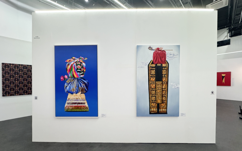 Two artworks from Kim Si Hyun's “The Precious Message” welcome visitors to the 