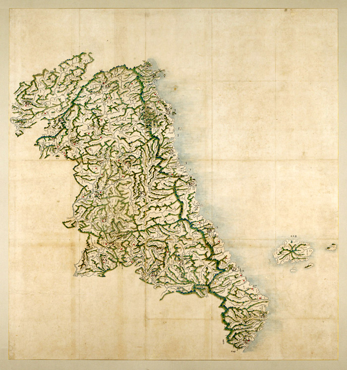The East Sea and Dokdo are clearly depicted as Joseon territory in this four-part map made in 1770, designated National Treasure No. 1598. The above section shows Gangwon Province. (image courtesy of the Seoul Arts Center)