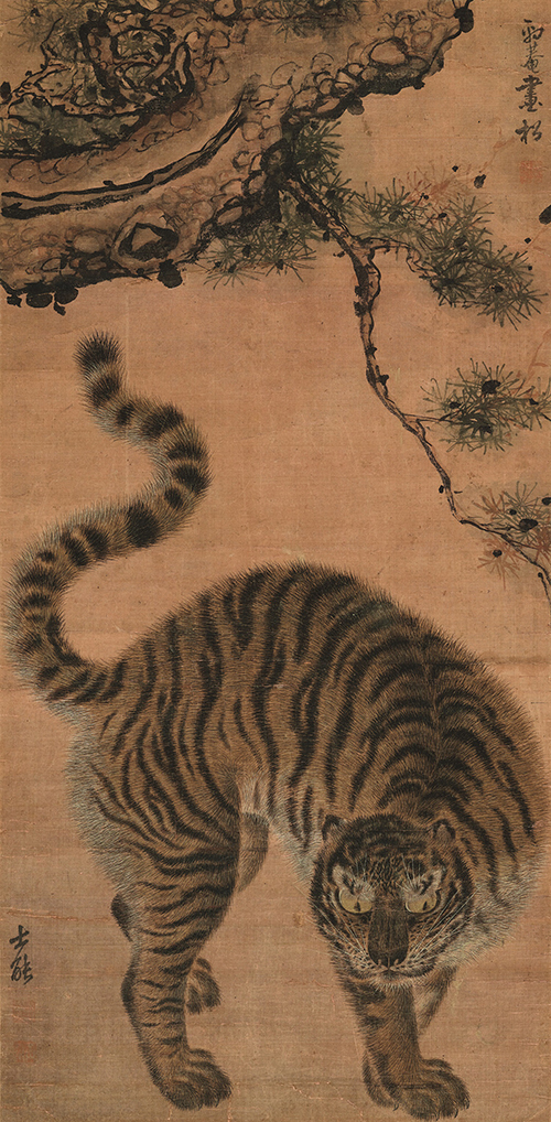 ‘A tiger under pine tree’ (소나무 아래 호랑이, 松下猛虎圖), by Joseon artist Kim Hong-do (金弘道) (1745-1806), is on display in special exhibition ’Tigers in East Asian Art: Korea, Japan, China’ currently underway at the National Museum of Korea in Seoul. The exhibition is being held in honor of the PyeongChang 2018 Olympic and Paralympic Winter Games.