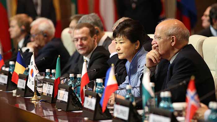 ASEM_First_Session_President_01.jpg