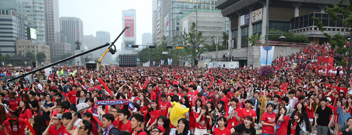 Street cheering for 'LoLdcup' to take place at Gwanghwamun Square