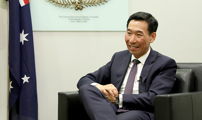 Australian Ambassador to Korea James Choi said on April 17 that forging a sense of dialogue and trust-building between the South and the North are the most important tasks for the establishment of peace and denuclearization on the peninsula.