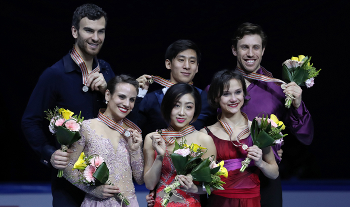 Awards_Ceremony_Pairs_Free_Skating_03.jpg