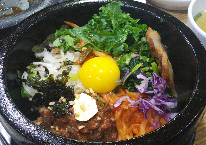 Dolsot Bibimbap (Korean Stone Pot Rice Bowl) - Kimchimari
