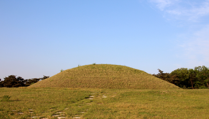 Bujang-ri_Tumuli_11.jpg
