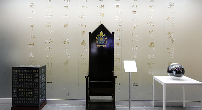 Canada_Cultural_Center_Open_05.jpg