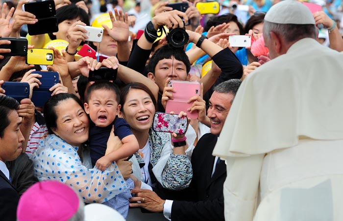 Closing_Mass_Pope_Francis_08.jpg