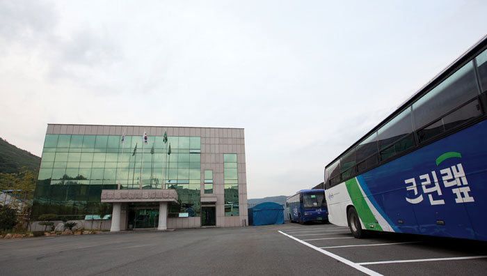 The headquarters of Cleanwrap Company located in Gimhae City, Gyeongsangnam-do (South Gyeongsang Province)