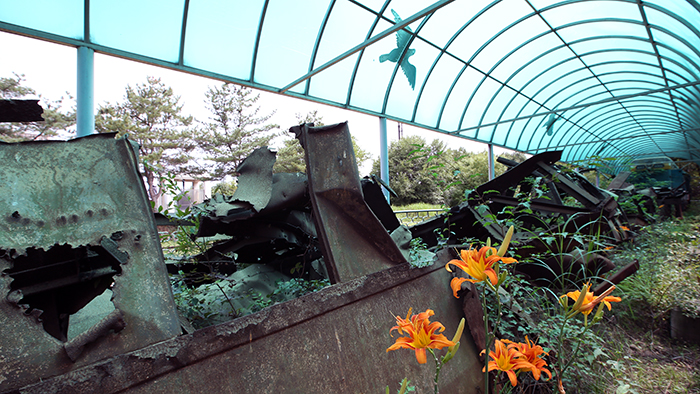 The remains of a train used by North Korea sit at Woljeongri Station. (photo: Jeon Han)