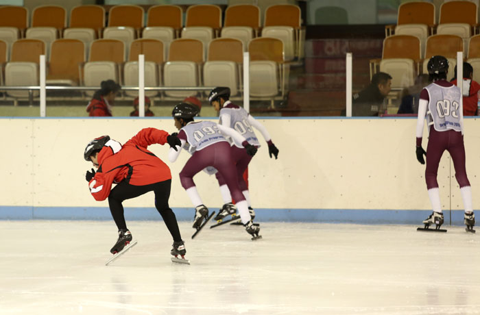 Young athletes participating in Korea's Dream Program practice their speed skating starts at an ice rink in Gangwon-do Province. The future stars are all from countries that have little or no snow or where winter sports are not very well-developed.