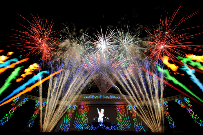 Everland puts on a nightly firework show during the tulip festival. (photo courtesy of Everland)