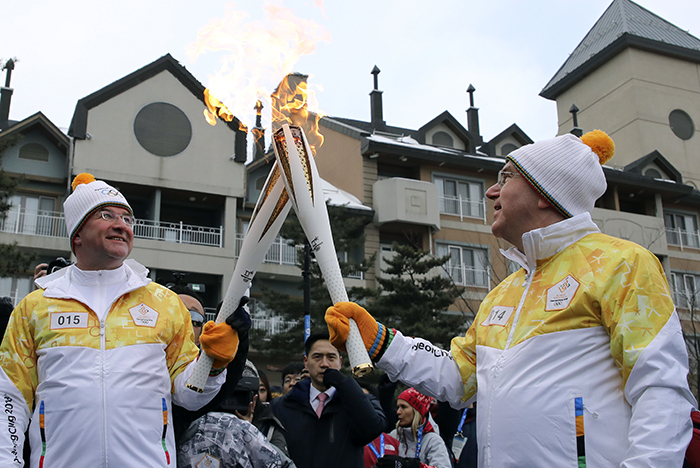 Final_Torch_relay_01.jpg