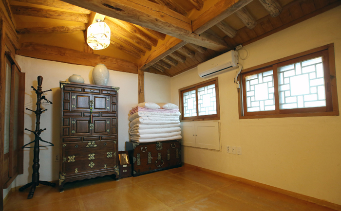 Hanok_Stay_Bukchon_09.jpg