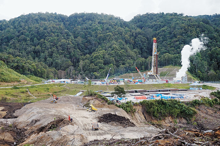 The Sarulla Geothermal Power Plant, currently being built by Hyundai Engineering & Construction, is expected to help Indonesia solve its problems with its power supply.