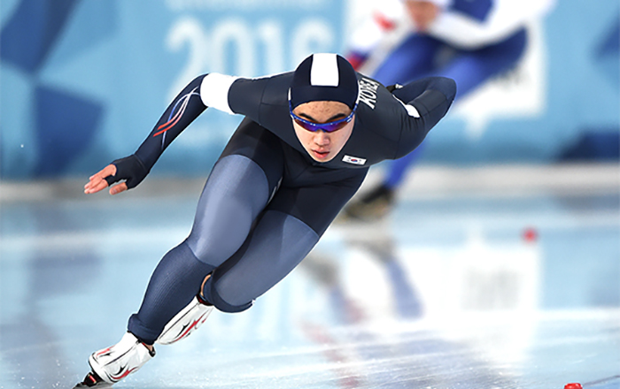 ISU_Speed_Skating_Competition_02.jpg