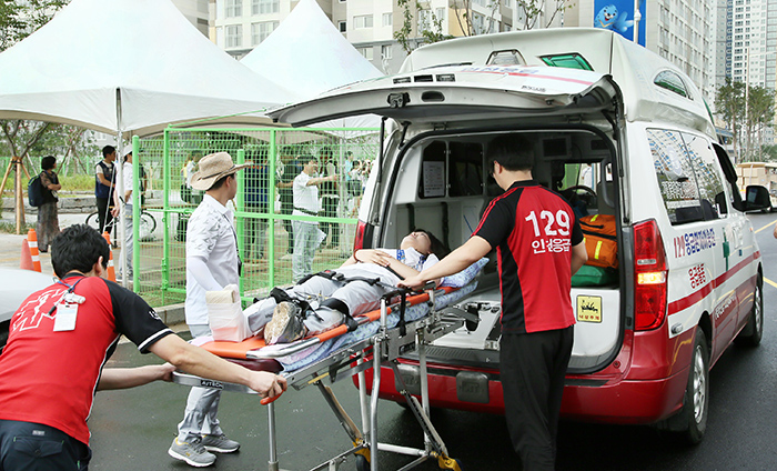 Emergency staff prepare for the upcoming Incheon Asian Games, on August 29. (photo courtesy of the Incheon Asian Games Organizing Committee) 
