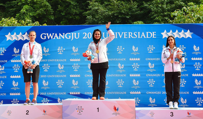 Iran’s Khedmati Najmeh (center) wins gold in the 10-meter air rifle individual event on July 5, defeating the Czech Republic and Serbia. The match took place at the Naju Jeollanamdo Shooting Range at the Gwangju Summer Universiade.