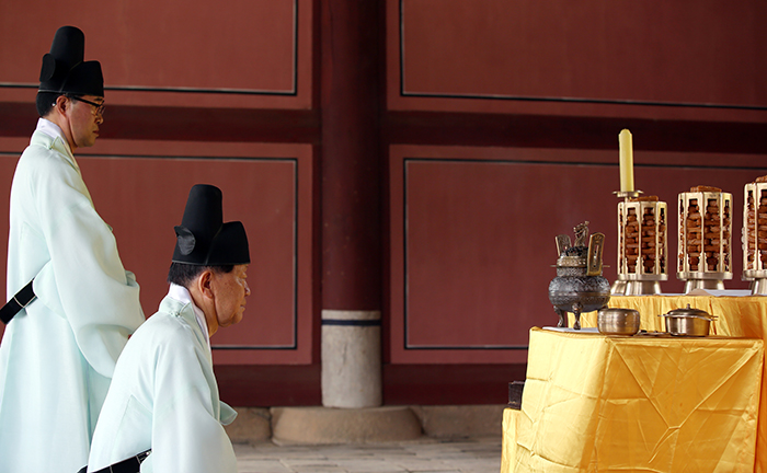Jangneung_Joseon_Royal_Tomb_Article_05.jpg