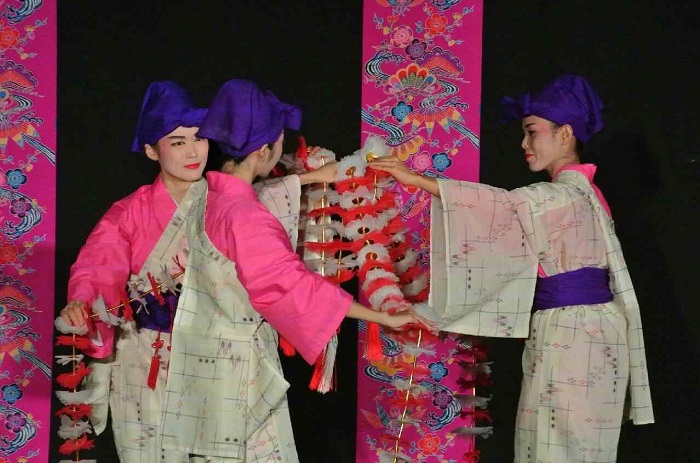 Japanese_Concert_Okinawa_01.jpg
