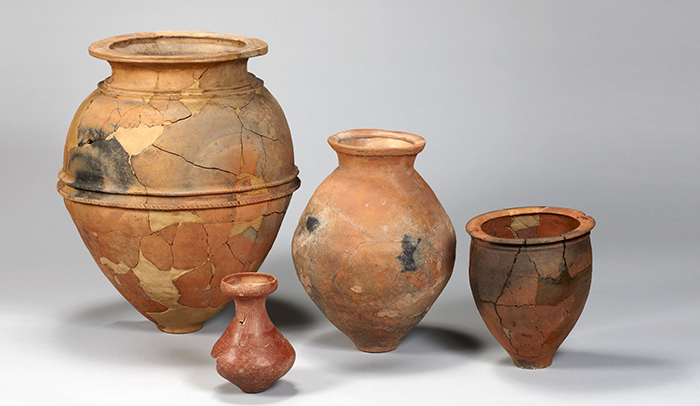 Jinju_Museum_Exhibition_05.jpg