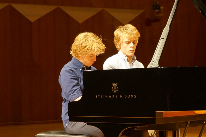 Jussen%20Bros1-20141020.JPG