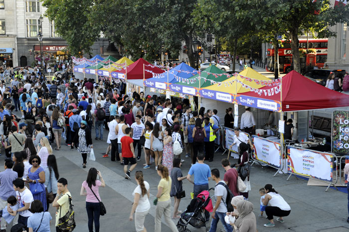 The London Korean Festival 2015 attracts thousands of people, including both London citizens and tourists.