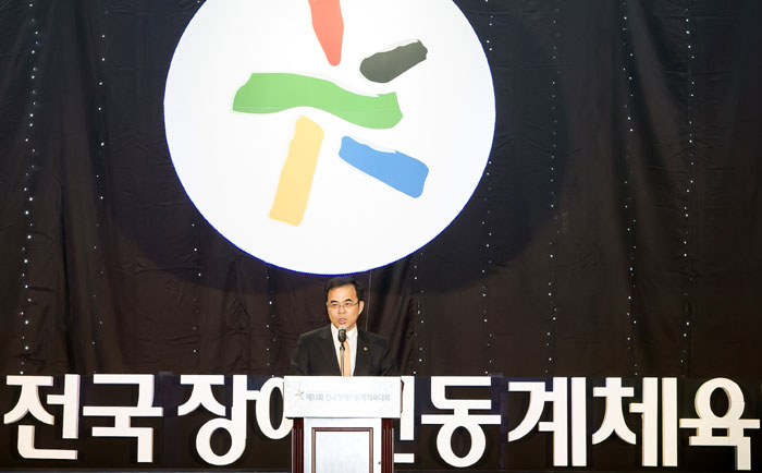 Second Vice Minister of Culture, Sports & Tourism Kim Chong vows to provide as much support as possible for winter para-sports.