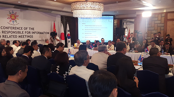 The Korean government discusses measures to enhance cooperation on the information and media sectors, at the Conference of the Ministers Responsible for Information and Related Meetings on March 17 in Cebu.