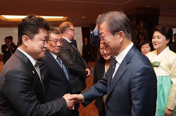 Korea_Russia_PM_Meeting_02.jpg