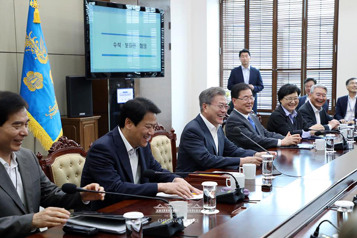 Meeting_0430_President_01.jpg