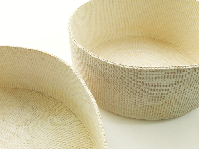 (Top) The "Wood and <i>Hanji</i> Paper Chests" were created by Park Myeong-bae and Han Kyung-hwa. (Bottom) The "Paper-string Bowls and Paper-string Baskets and Containers" were made by Kang Seong-hi. (photos courtesy of the Korea Craft and Design Foundation)