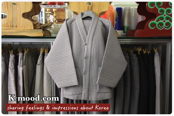 Monks-seungbok-1.jpg