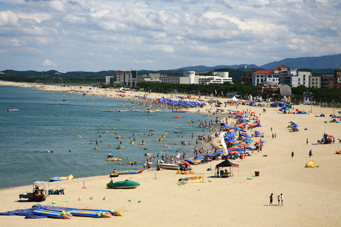 Naksan Beach of Yangyang County. (photo courtesy of Yangyang County)