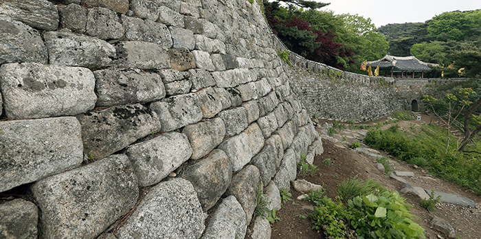 Namhansanseong_Fortress_Article_02-1.jpg