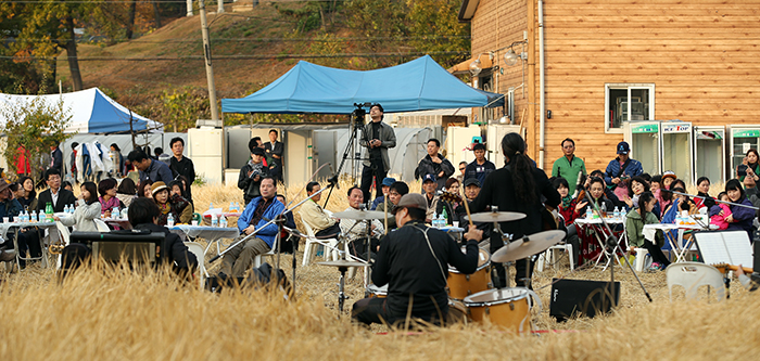 Nondurung_Concert_Article_07.jpg