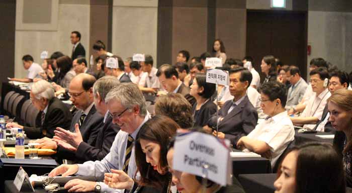 Ombusman_Global_Conference_02.jpg