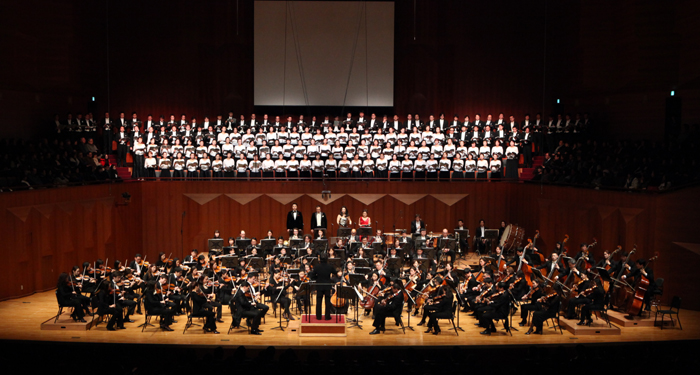 For its series of year-end shows, the Seoul Philharmonic Orchestra will bring concert-goers to a musical world covering many of the masters of classical music history, including Beethoven, Haydn, Strauss and Handel. 