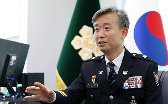 POLICE_171124_ARTICLE_02.jpg