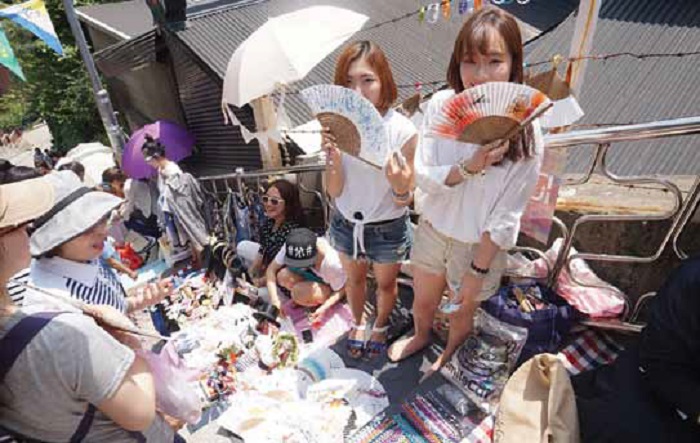 Seoul_Alley_Usadangil_02.jpg
