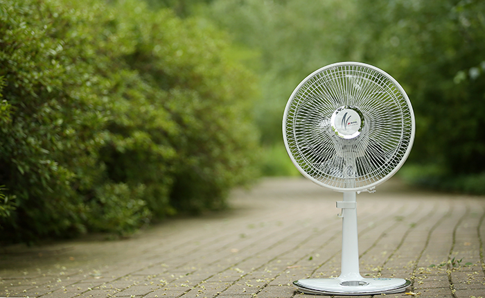 Shinil Industrial has received recognition for its electric fans and for the quality of its products. The key to the company's success has been its in-house ball bearing motors which make less noise and less vibration, both of which help to extend the fan's life.