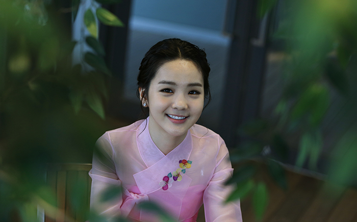 Traditional music star Song So-hee says that she was born to sing gugak. (photo: Jeon Han)