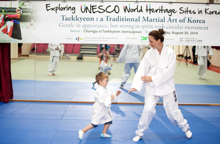 Taekkyeon_Experience_Program_06.jpg