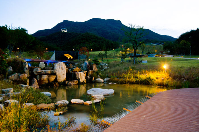 Taekwondowon_0911_10.jpg