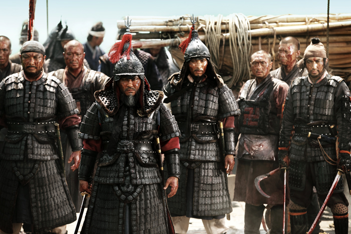 Scenes from the film “The Admiral: Roaring Currents.” (photos courtesy of CJ Entertainment)