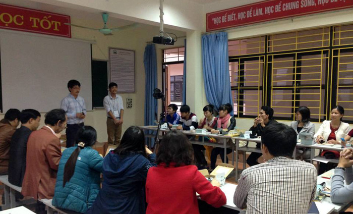 Vietnamese teachers attend a lecture last year on how to effectively involve their students in cultural and artistic activities. (photo courtesy of the Korea Arts & Culture Education Service) 