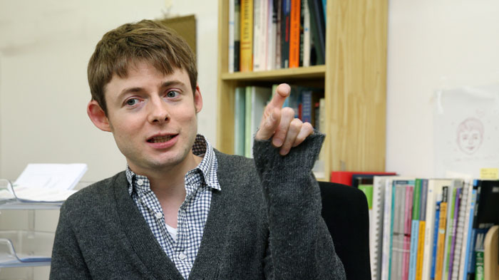 Professor Barry Welsh of Sookmyung Women’s University formed a Korean literature and film book club to share his interests with others. 