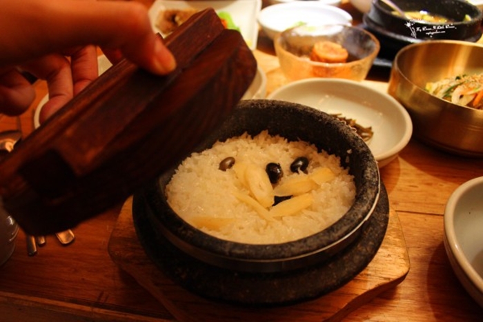 Yummy%20Hanjeongsik%20at%20Jangganae%20deodeokbap006.jpg