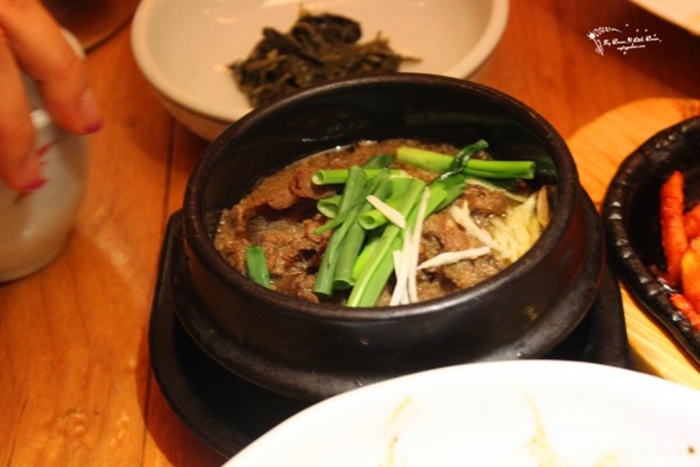 Yummy%20Hanjeongsik%20at%20Jangganae%20deodeokbap009.jpg